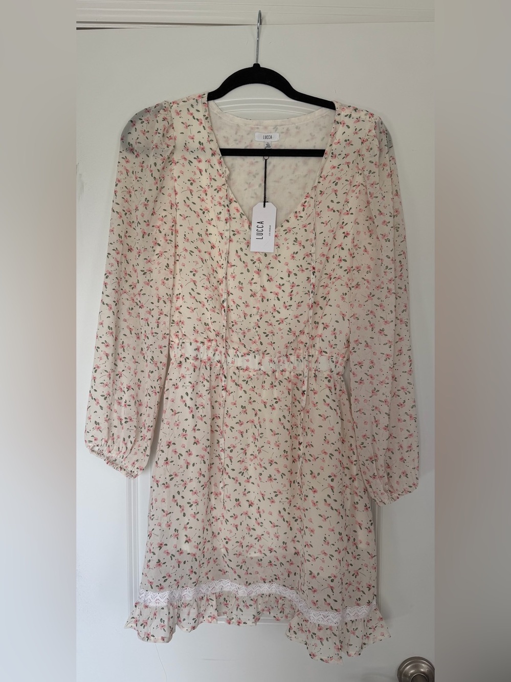 Lucca Floral Mini Dress in Pink & White Size Small NWT